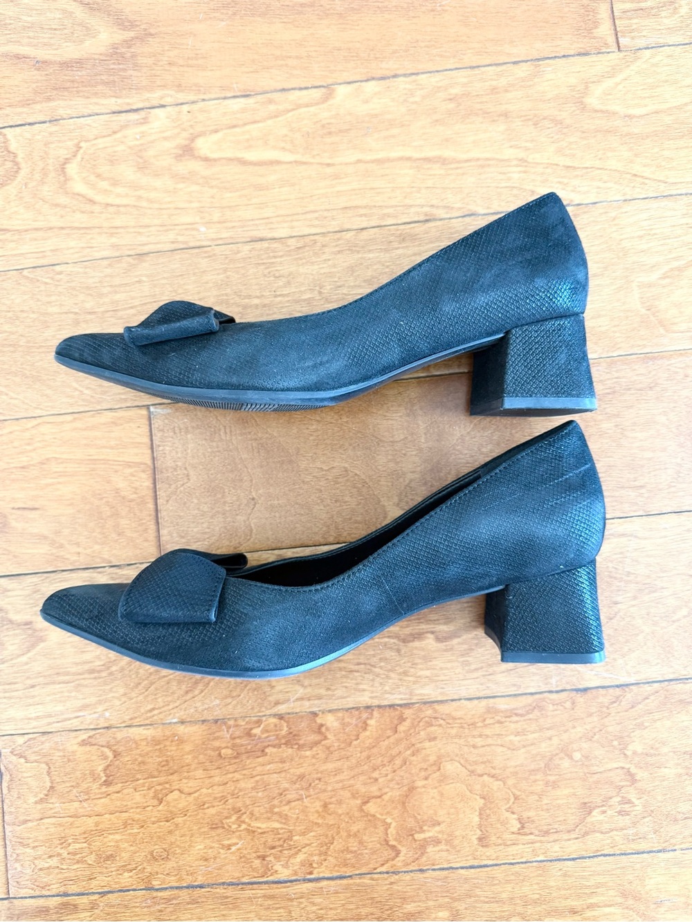 Naturalizer Mavis Bow Pumps Black Suede Size 7.5 - Picture 4 of 10